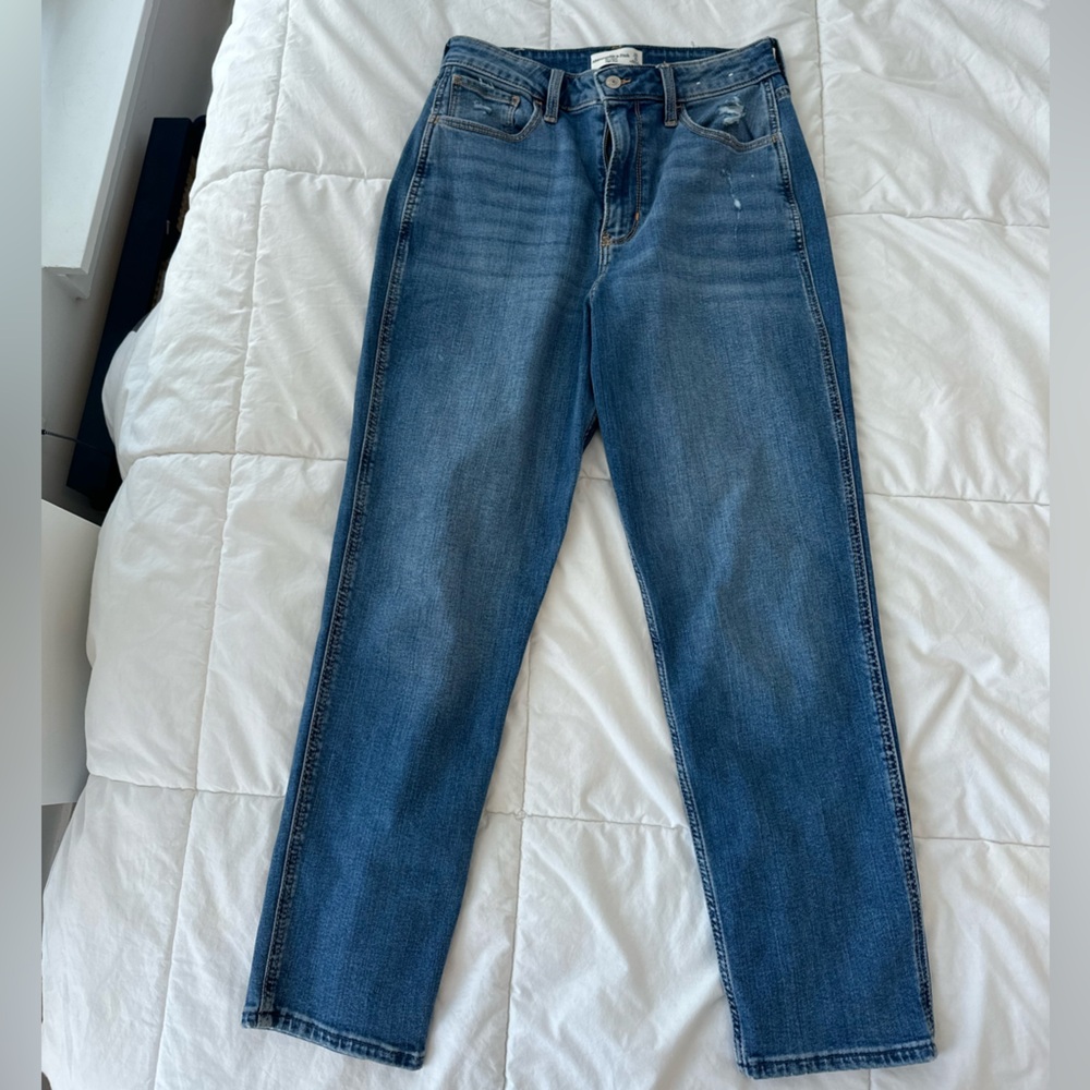 mom jean